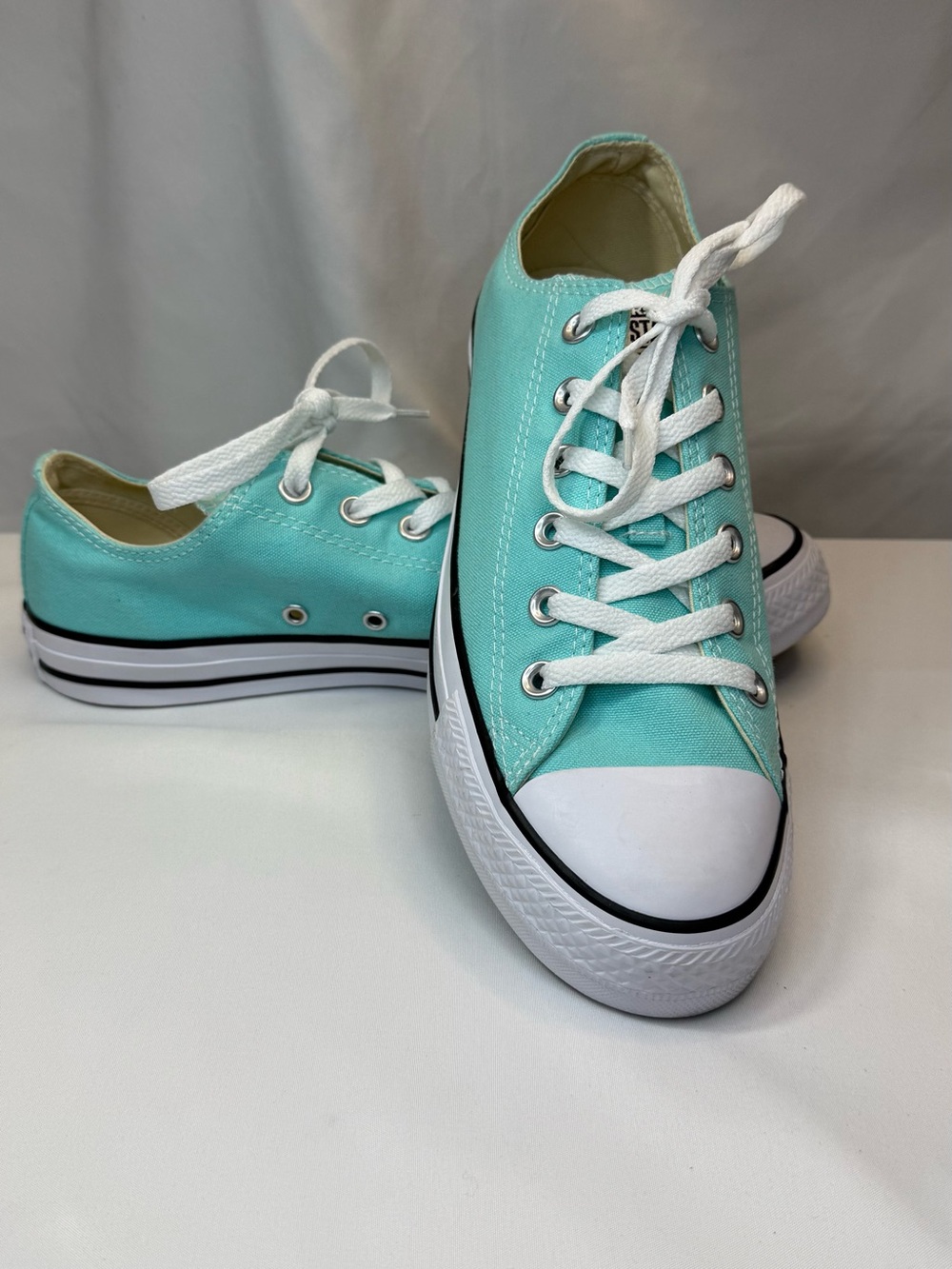 Converse CT All Star Low Top Aruba Blue Mens 8/Womens 10 Sneakers EUC/NWOT